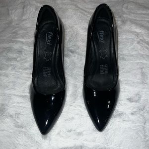 Black Flexi Heels